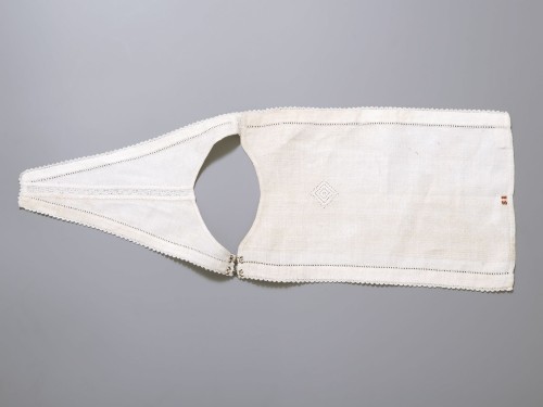 Foarpeldook of slab van wit linnen met minuscuul kloskant
