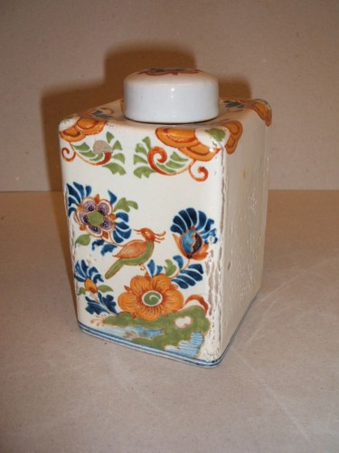 Theebus met chinoiserie decor