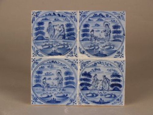 Tegelveld met blauw bijbels decor op blauw fond