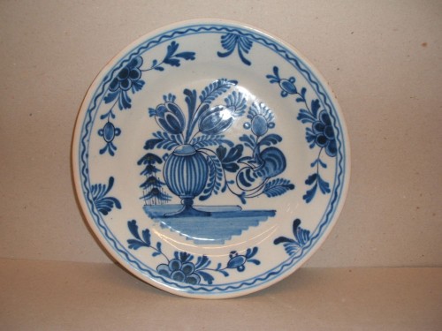 Bord met chinoiserie decor