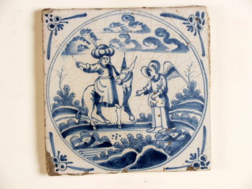 Tegel met blauwwit bijbels decor