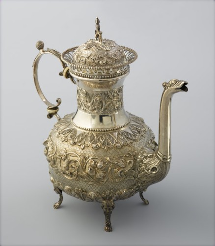 Koffiepot, theepot, suikerpot en 2 comfoors