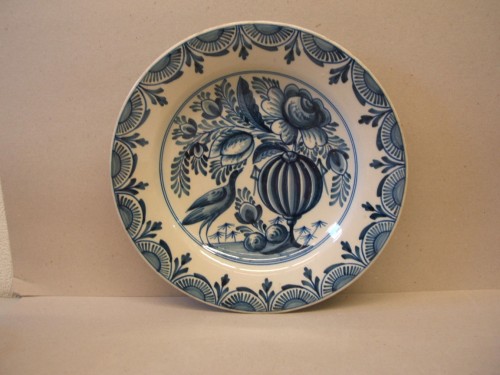 Schotel met chinoiserie decor