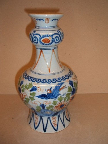 Vaas met ornamentaal-floraal decor