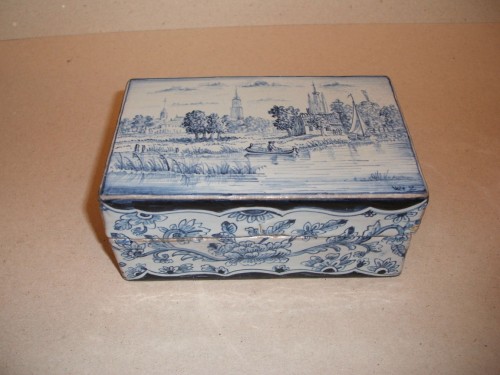 Doos met landschapsdecor