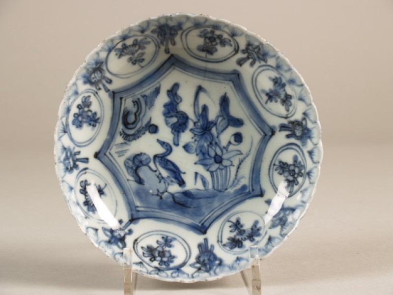 Schaaltje met decor van eend en lotus