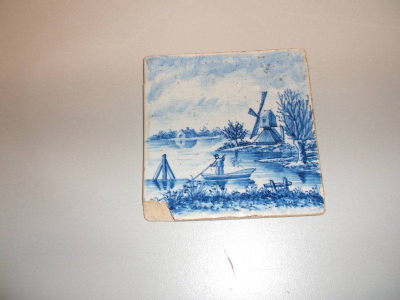 Tegel met waterlandschap
