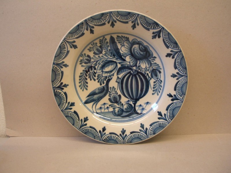 Schotel met chinoiserie decor