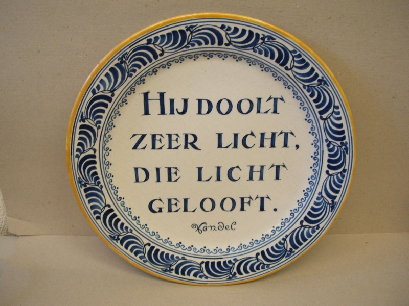 Schotel met spreuk