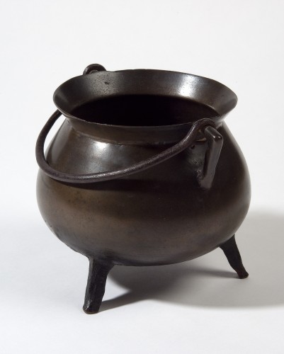 Bronzen pot met hengsel