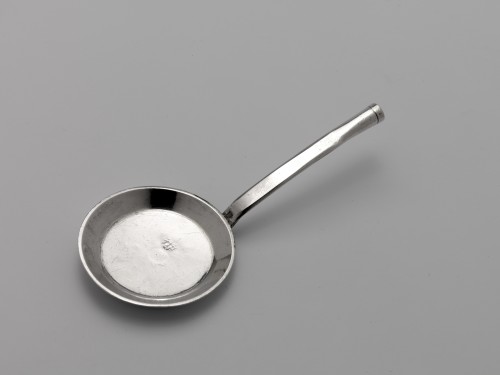 Zilveren miniatuur koekenpan