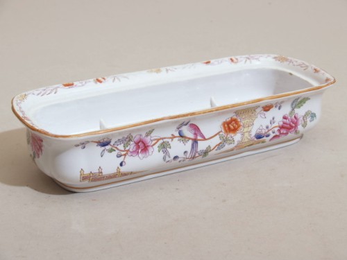 Zeepbak met polychroom chinoiserie decor, decor Portici