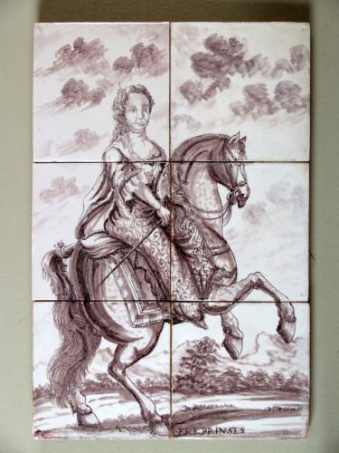 Tegeltableau met een paars decor van prinses Anna ter paard