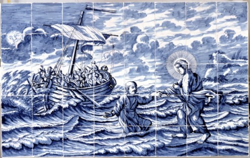 Tegeltableau met blauwwit decor van Jezus op het meer van Galilea