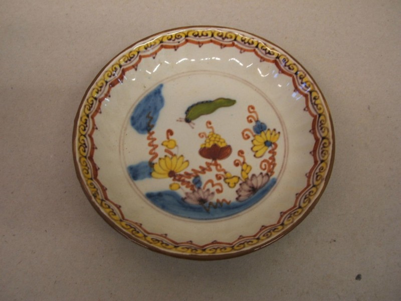 Schotel met chinoiserie decor