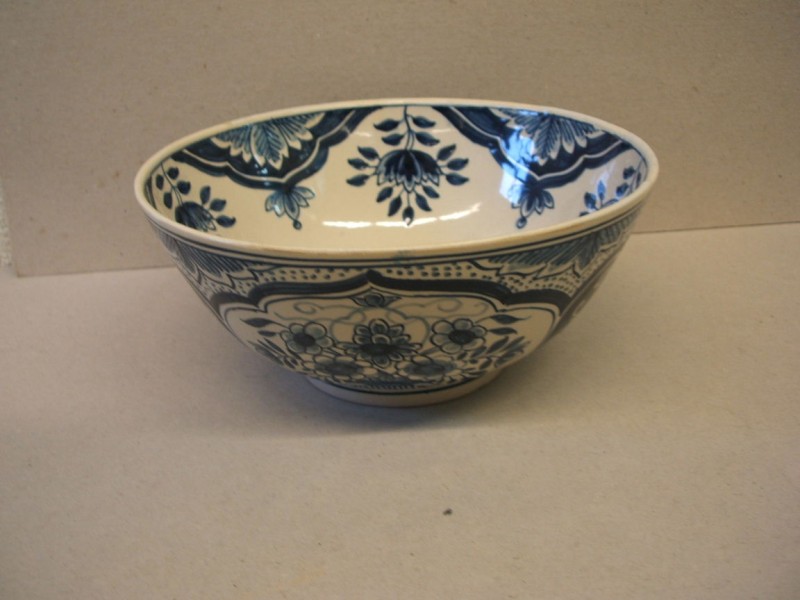 Kom met chinoiserie decor