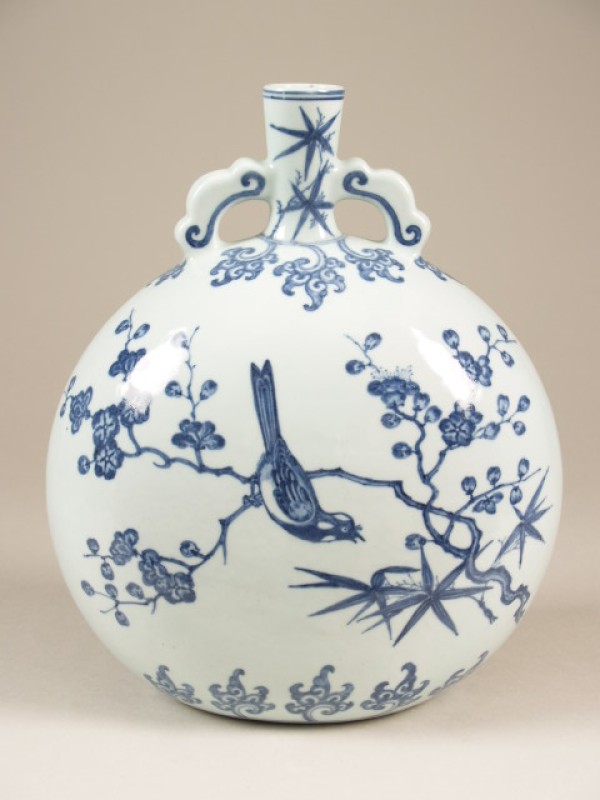 Pelgrimsfles met decor van vogel op tak, reproductie van Ming-vaas