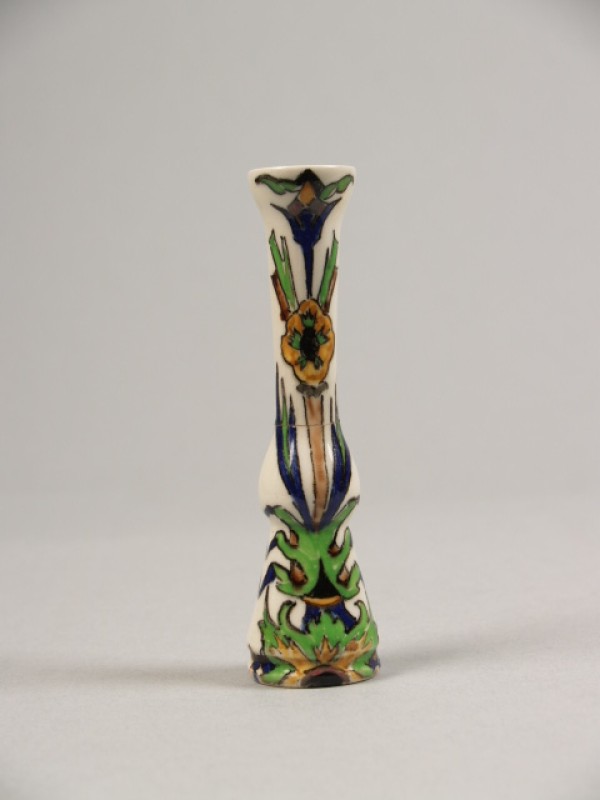 Vaas met floraal decor